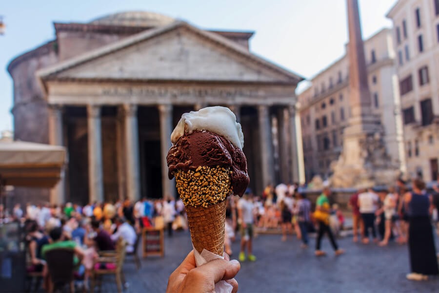 Homemade ice cream in Pantheon