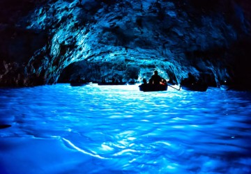 La leggenda della grotta azzurra a Capri