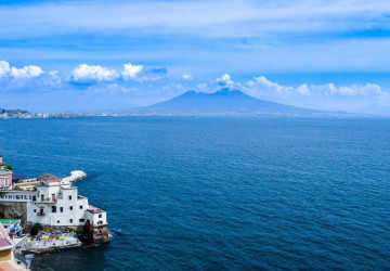 Day Trip from Rome to Naples: What to See and Eat