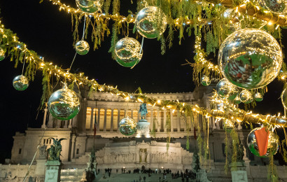 Tour in autobus scoperto di Roma di Notte